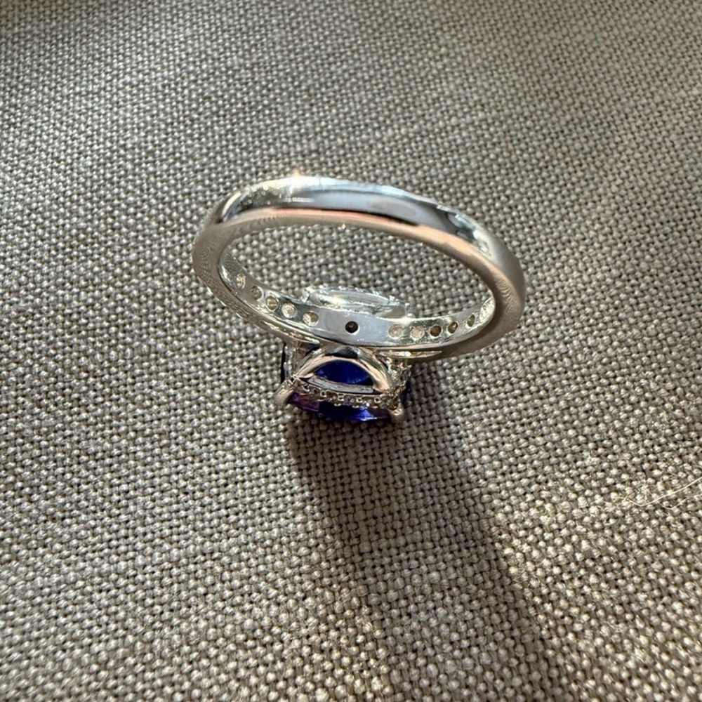 Tacori Silver Ring with Deep Blue-Purple Teardrop Gem sz 7 EUC - Picture 4 of 6